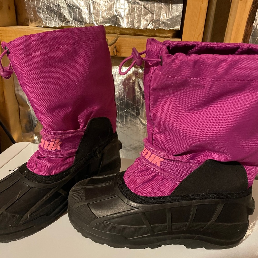 snow boots
